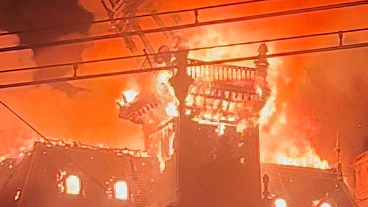 Fire in Limoges city hall amid protests in France