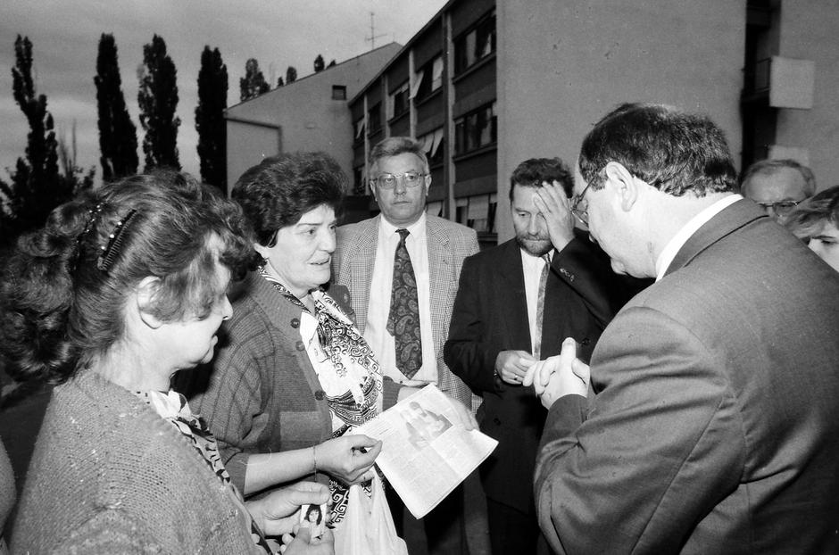 Zagreb: Povratak zarobljenika iz Srpskih logora, 15.08.1992. | Author: Davor Visnjic (PIXSELL)