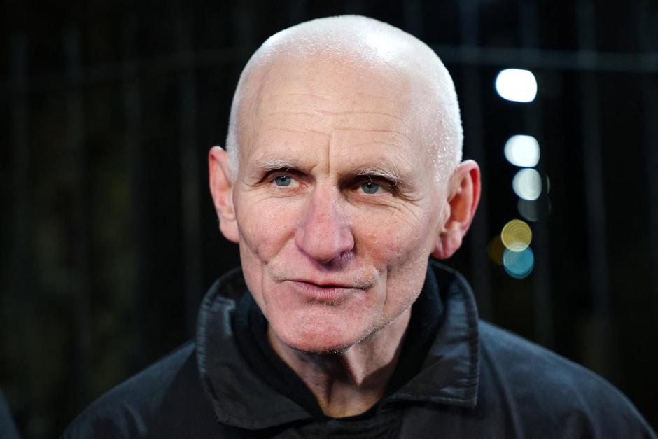 Prisoners released from Belarus arrive at the U.S. embassy in Vilnius | Author: GONZALO FUENTES/REUTERS