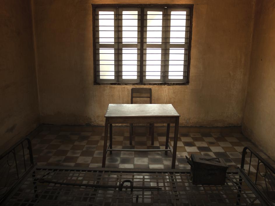 Soba za ispitivanje u zatvoru Tuol Sleng