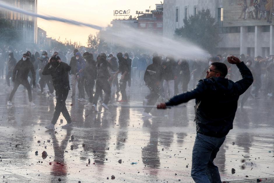 Anti-government protest by students in Tirana | Author: Florion Goga