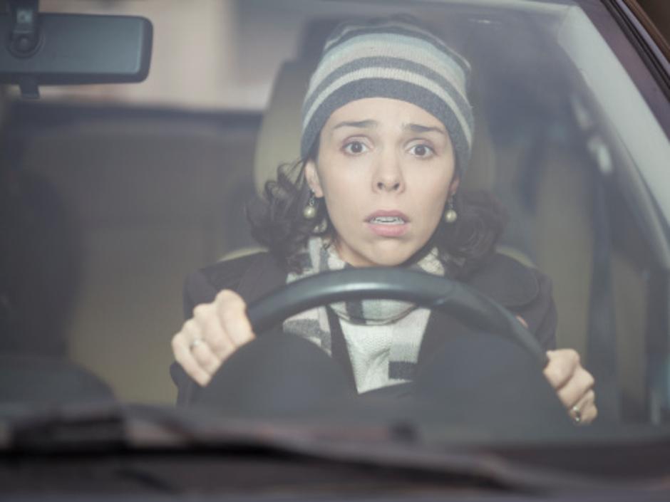 Prestrašena žena za volanom | Author: Thinkstock
