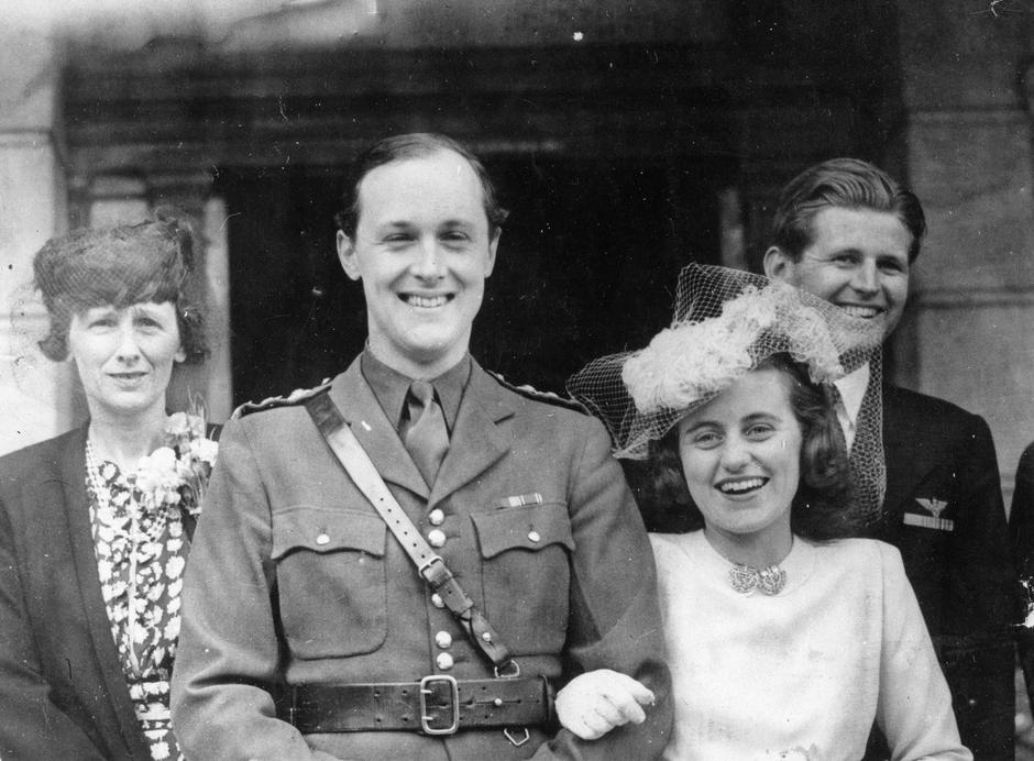 210152186 | Author: KEYSTONE Pictures 