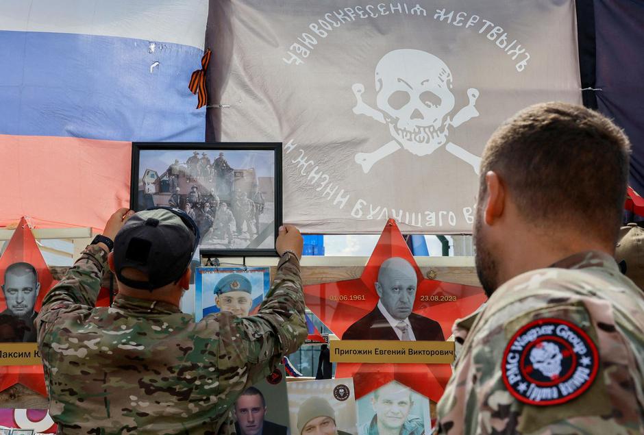 FILE PHOTO: People in Moscow pay tribute to Wagner mercenaries killed in Mali | Author: YULIA MOROZOVA/REUTERS