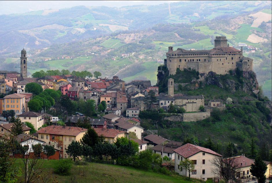 Bardi, Castello di Landi | Author: Wikimedia Commons