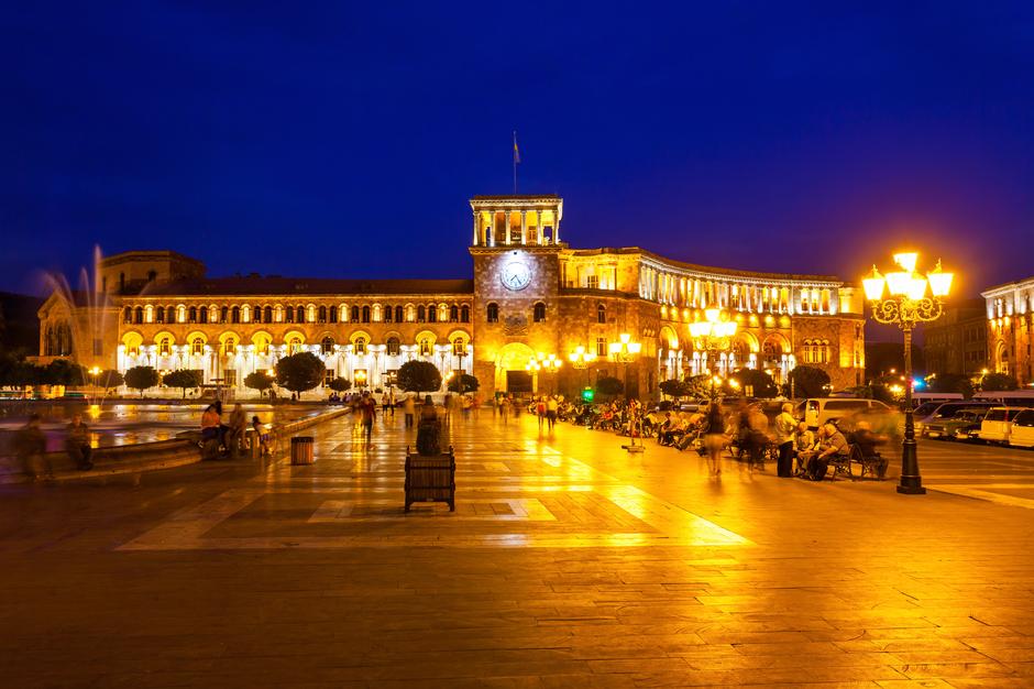 Glavni trg u Erevanu, Armenija | Author: Thinkstock