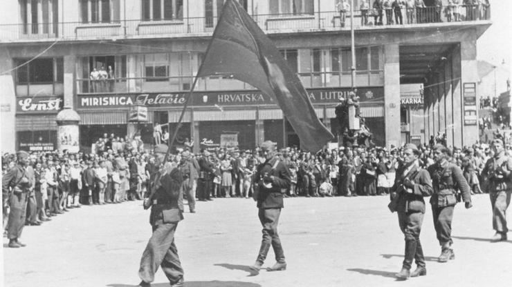 . Italiano: I partigiani della Prima divisione proletaria entrano a Zagabria l'8 maggio 1945 . May 1945. Unknown 1 1. Proleterske Divizija
