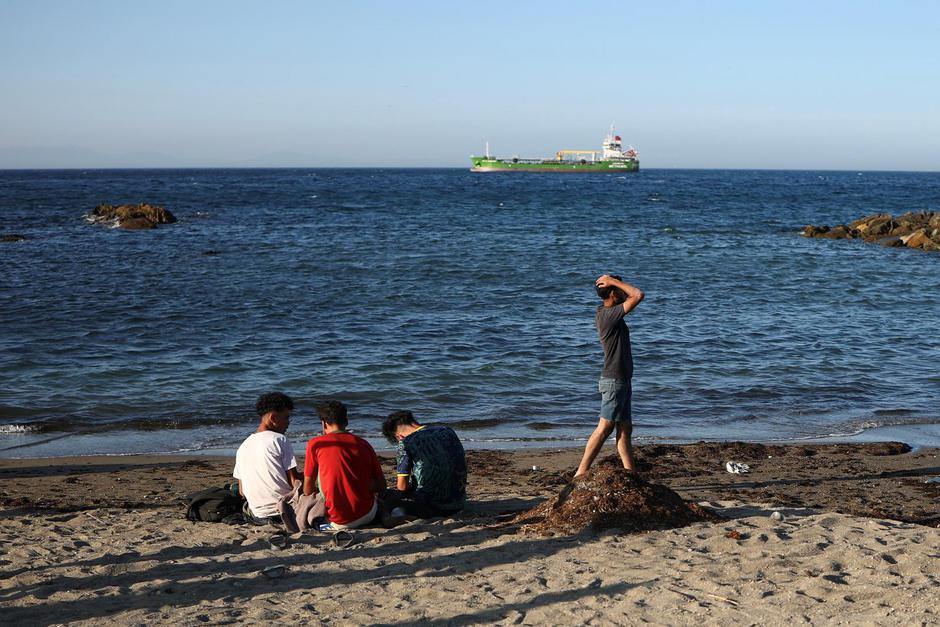 Mass crossings of migrants on foot and by sea from Morocco into Spanish territory, in Ceuta | Author: PEDRO NUNES/REUTERS