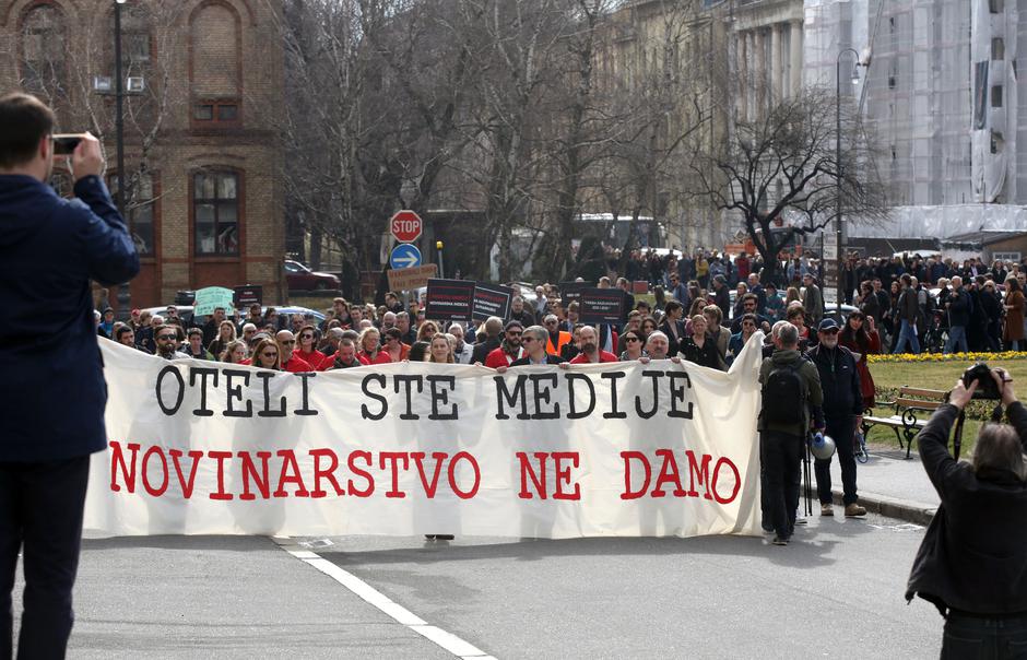 Protest stotina novinara u organizaciji HND-a 02.03.2019. | Author: HINA / Denis CERIĆ /dc