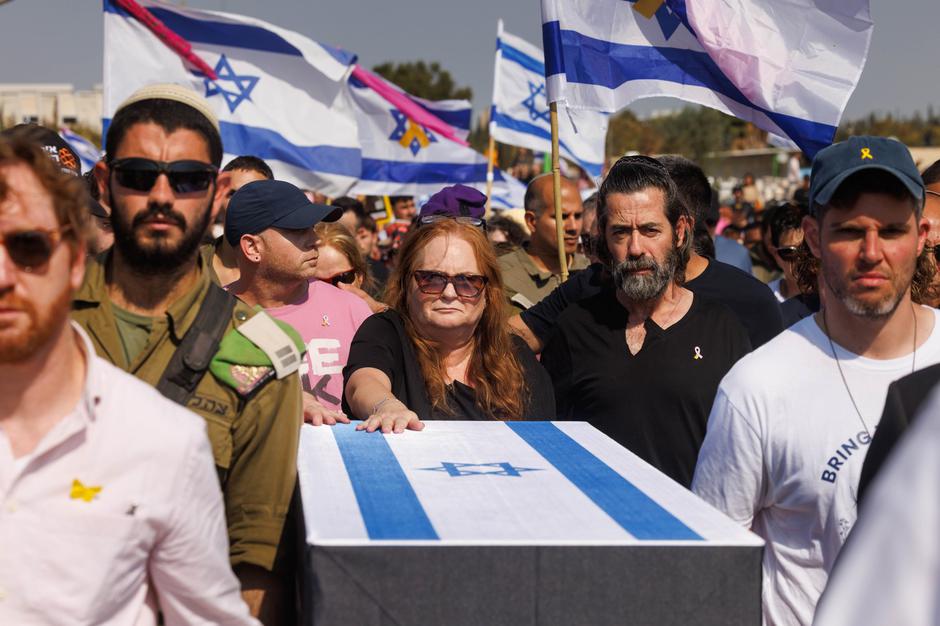 Funeral of graffiti artist Inbar Hayman killed by Hamas | Author: Profimedia