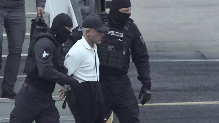 Fugitive tycoon Plahotniuc lands in Moldova after being extradited