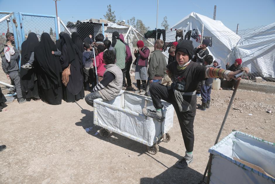 Nova izbjeglička kriza: 73.000 ljudi potrpali u jedan kamp | Express