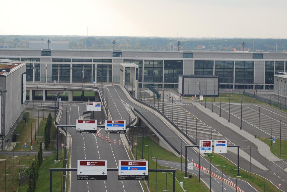 Aerodrom Berlin-Brandenburg "Willy Brandt"