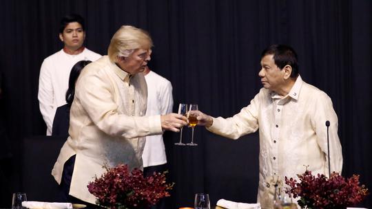 Susret Rodriga Dutertea i Donalda Trumpa