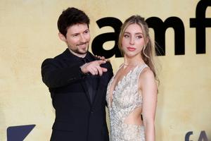 Pavel Durov mit Begleitung bei der 31. amfAR Gala Cannes im Rahmen des Festival de Cannes 2025 / 78. Internationale Filmfestspiele von Cannes im Hôtel du Cap-Eden-Roc. Antibes, 22.05.2025