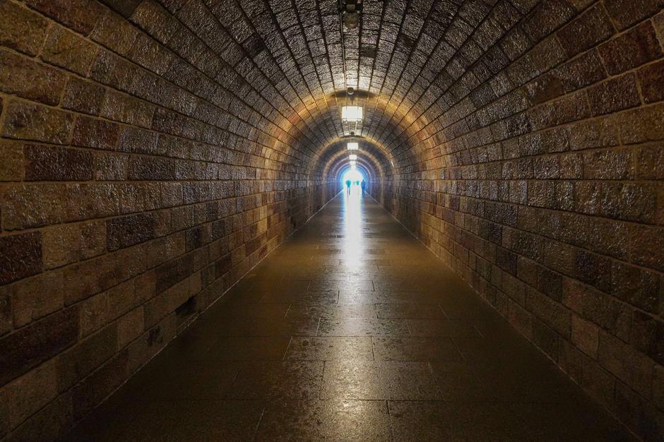 Das als Berggaststaette genutzte Gebaeude bietet einen einzigartigen Ausblick über die Berchtesgadener Bergwelt und die Gegend um Salzburg. Es istauch mahnende Erinnerung an die Abgruende der menschenverachtenden NS-Diktatur. | Author: Profimedia