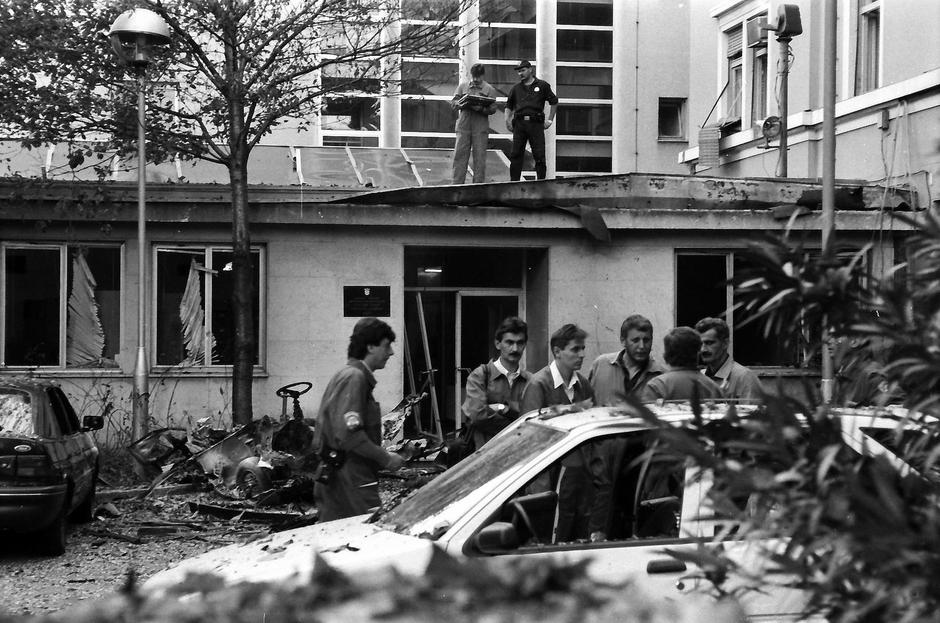 Rijeka: Eksplozija bombe pred zgradom MUP-a 20. listopada 1995. godine | Author: Goran Kovacic/HISTORY I/C