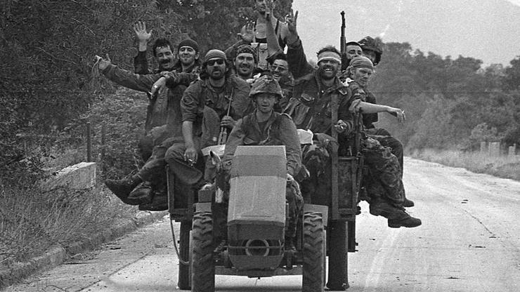 U operaciji Oluja 5. kolovoza 1995. oslobođen je Knin