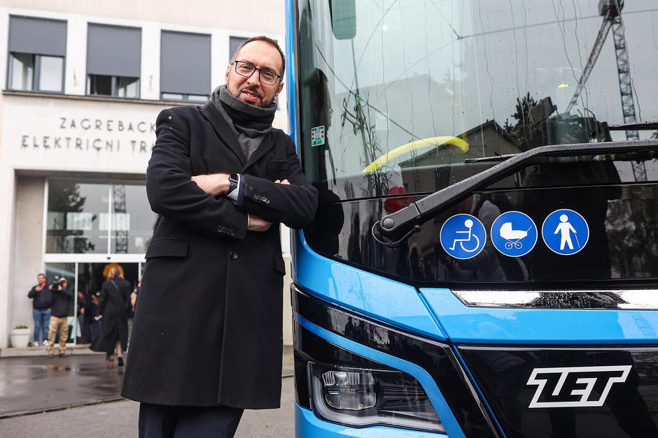 Tomaševi? i ZET predstavili nove niskopodne autobuse na elektri?ni pogon | Author: Goran Stanzl/PIXSELL