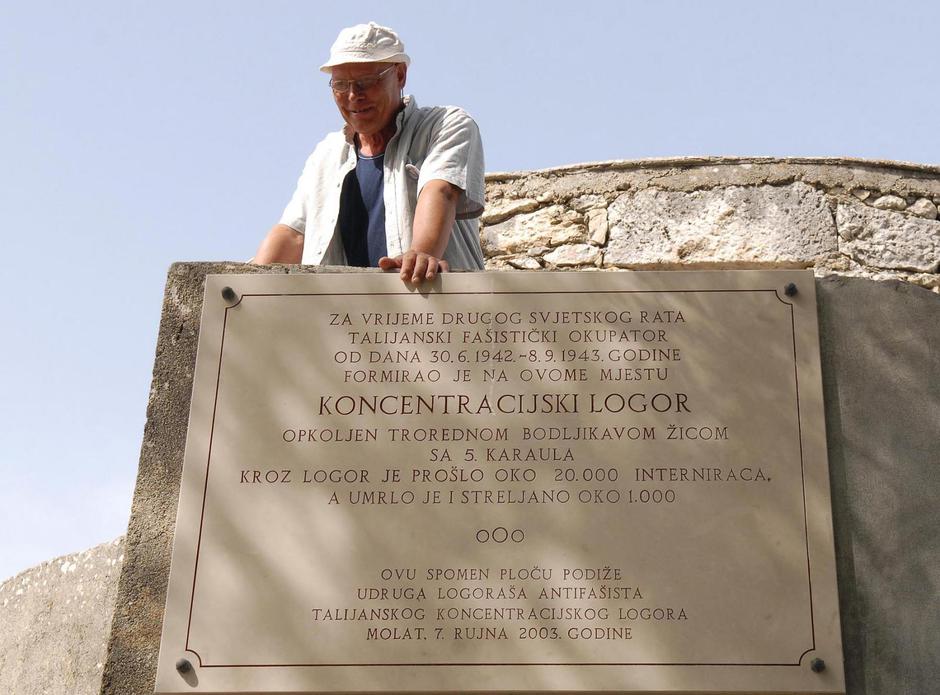 Otok Molat: Bivši logoraši u posjetu fašisti?kom logoru | Author: Dino Stanin/PIXSELL