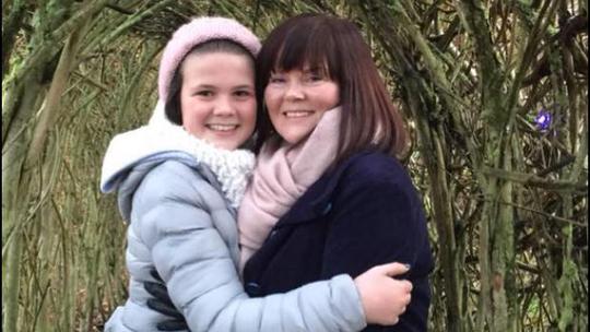 Claire Perrott i kćer Phoebe