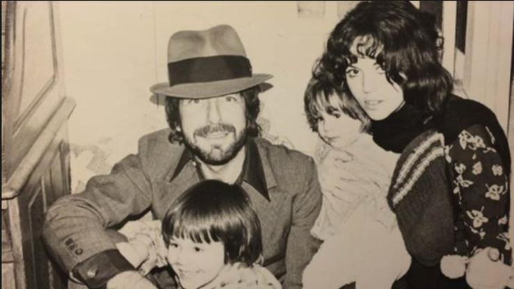 Leonard Cohen, Suzanne Elrod, s djecom Lorcom i Adamom