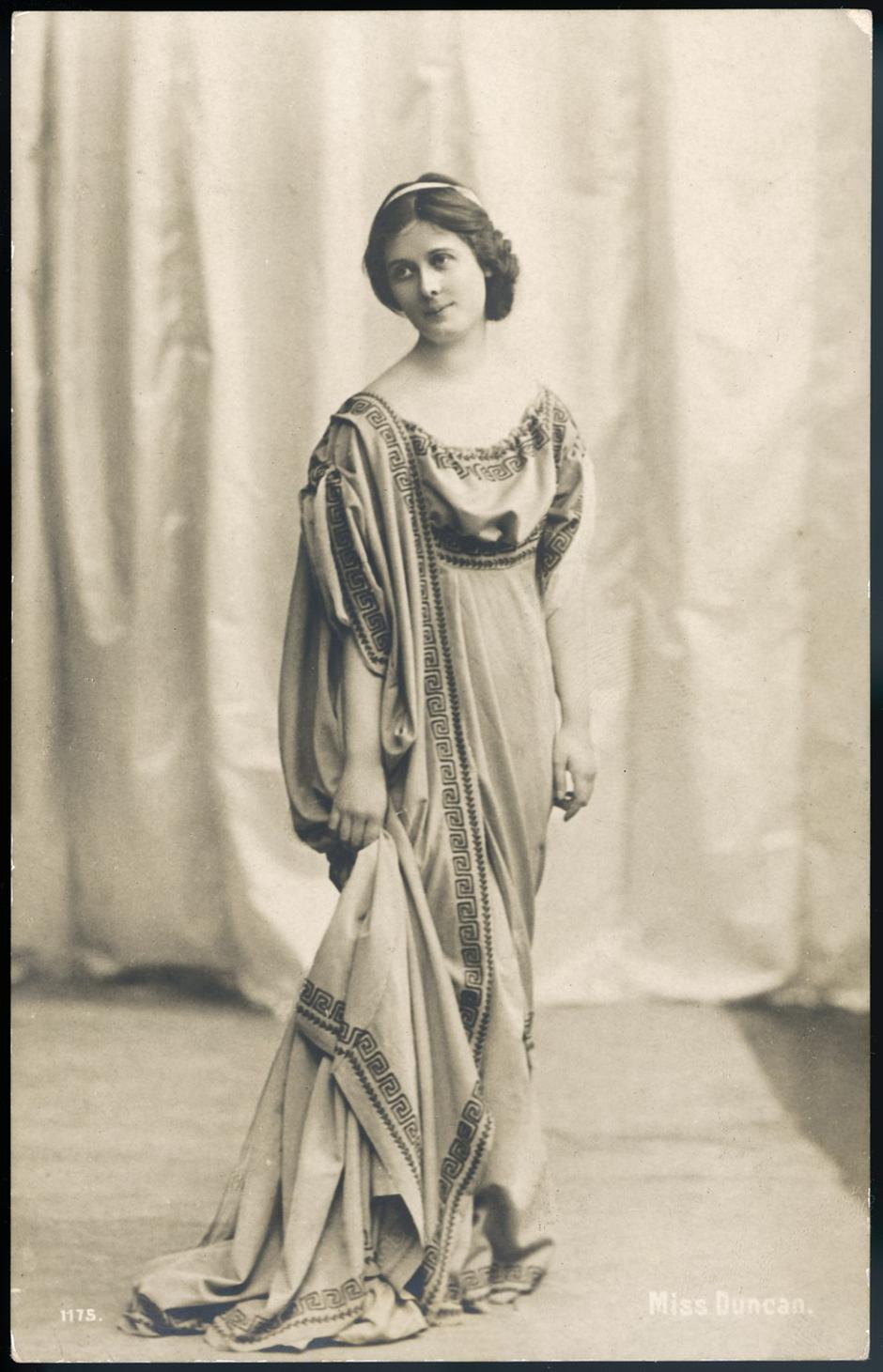 ISADORA DUNCAN/ROBE | Author: Profimedia
