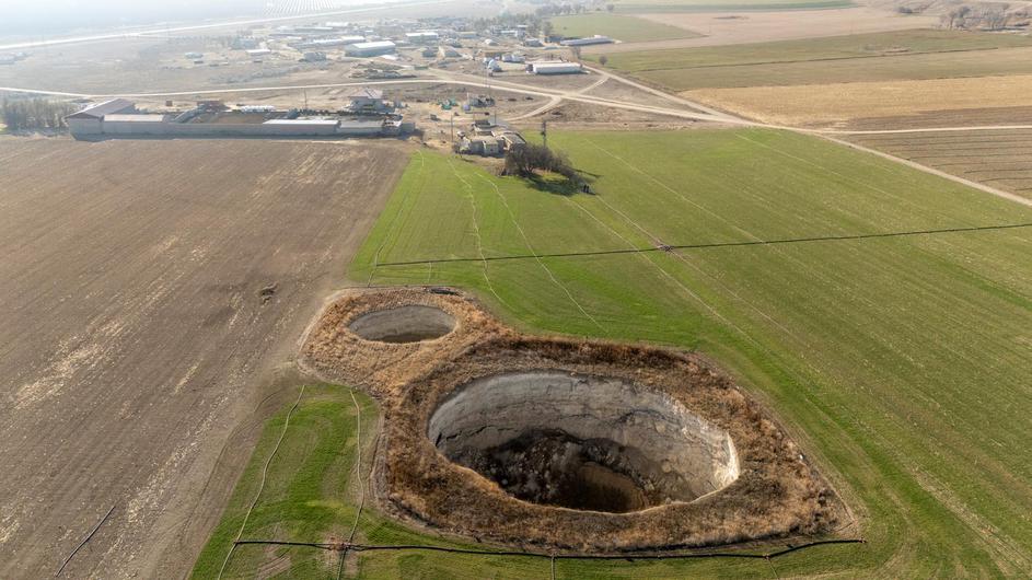 Hundreds of sinkholes in key Turkish agricultural city of Konya fuels concern among farmers