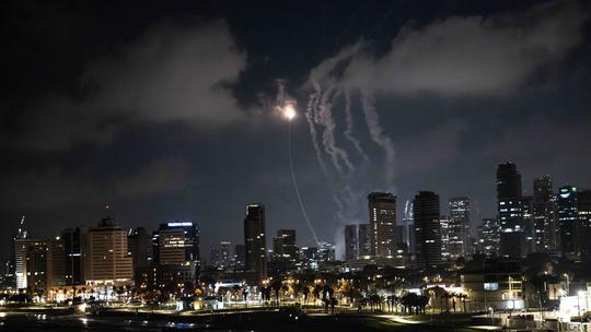 Iran continues to launch missiles towards Israel