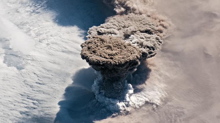 Erupcija vulkana Raikoke