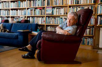 Israeli literary giant Amos Oz