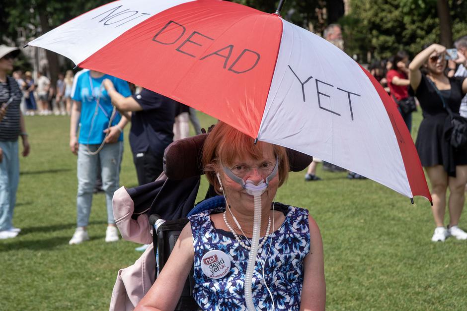 Counter-Protest Of The Dignity In Dying Campaign In London | Author: Krisztian Elek
