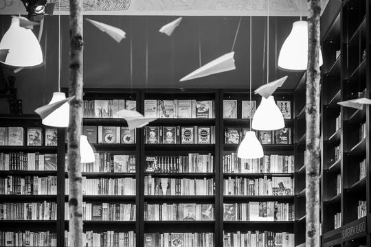 Zagreb: U knjižari Fraktura održano predstavljanje knjige "Djevojka, žena, drugo"