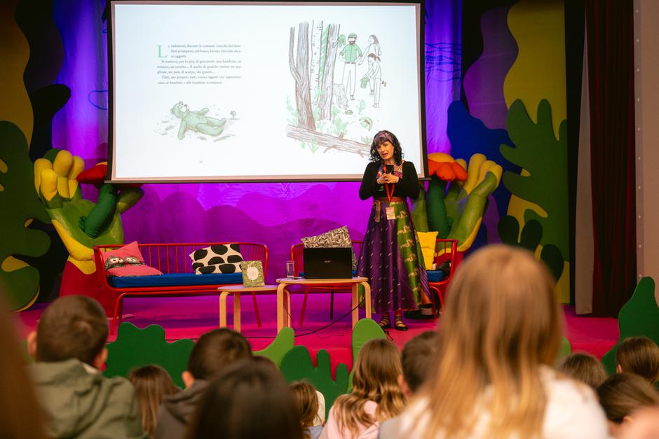  | Author: Sara Šijan