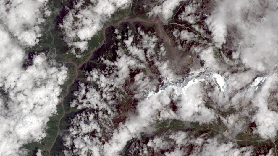 Satellite image shows collapsed glacier that may have been trigger for deadly flash floods in Nepal | Author: USGS/Landsat 9/REUTERS