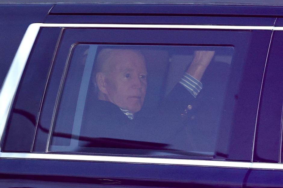 Former President Joe Biden and wife Jill Biden spotted leaving a sushi dinner in Malibu | Author: PORJ