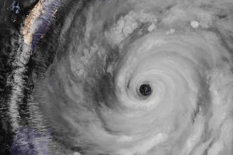 Feed/24Sata-News/2026-42/2026-10-22T030302Z-448325729-Rc238Oar1Mzf-Rtrmadp-3-Asia-Weather-Typhoon-Champi-Eye.Jpg