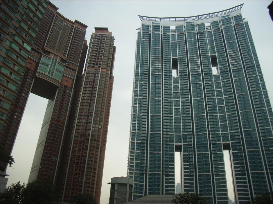 Neboderi s rupama u Hong Kongu | Author: Wikipedia