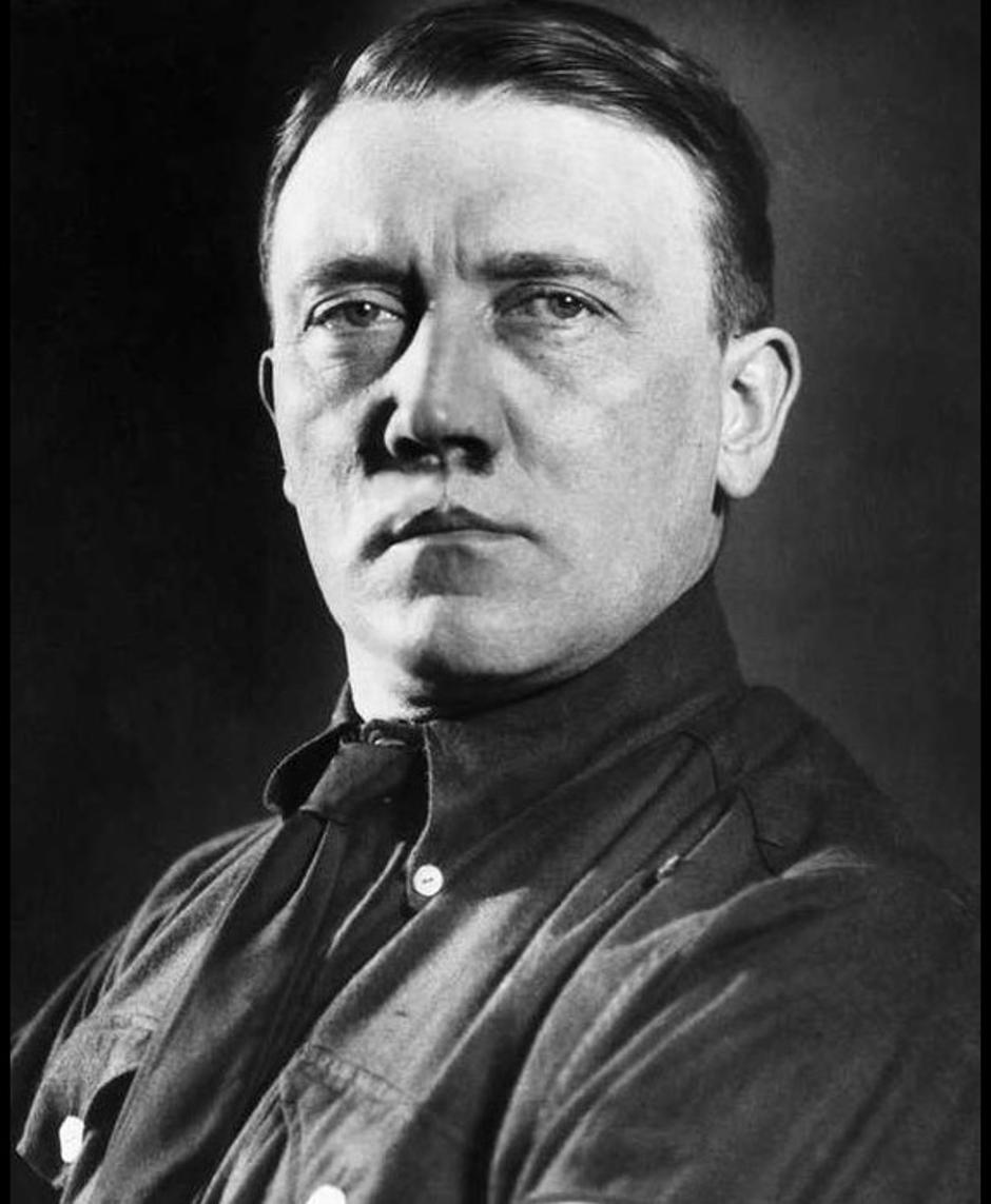 Hitler bez brkova | Author: Twitter