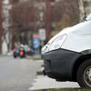 BIjeli kombi na zagrebačkim ulicama