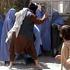Taliban tuče žene