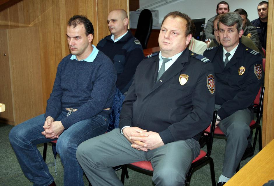 ARHIVA: 30.1.2007. Ubojica iz ?ur?eva?ke Fine, Dražen Dor?ec osu?en na 40 godina | Author: rukavize