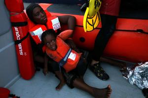 Majka i dijete spašeni na Mediteranu