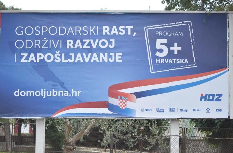 Predizborni plakati HDZ-a i Domoljubne koalicije | Author: Hrvoje Jelavic (PIXSELL)