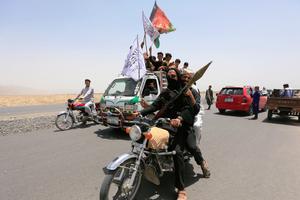 Talibani slave na motoru u Afganistanu