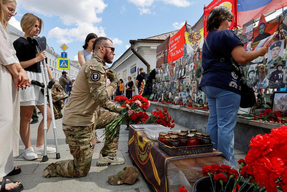FILE PHOTO: People in Moscow pay tribute to Wagner mercenaries killed in Mali | Author: YULIA MOROZOVA/REUTERS