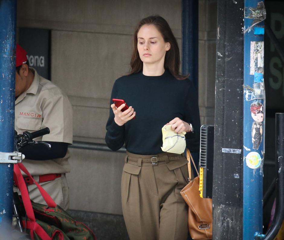 EXCLUSIVE: Jeffrey Epstein's last girlfriend Karyna Shuliak is seen in New York as she heads to her apartment in the building still linked to the late sex predator. | Author: 