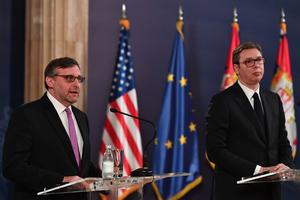 Predsjednik Srbije Aleksandar Vučić i zamjenik pomoćnika drzavnog tajnika SAD-a Matthew Palmer