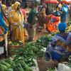 Žene na tržnici u gradu Mtwara u Tanzaniji