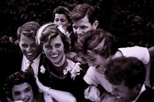 Kennedyjevi na vjenčanju JFK-a i Jacqueline Bouvier